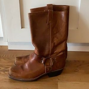 Frye Harness Pebbled Cognac Leather Boots size 8
